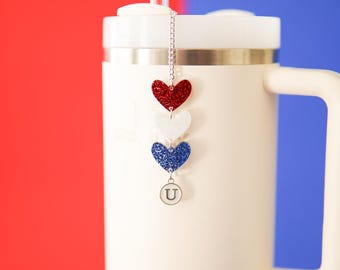 Korte Americana bekerbedel met glitterharten: patriottisch bekeraccessoire