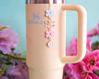 Daisy Tumbler Straw Charm: Acrylic Flower Dangle, Custom Colors, personalized charm