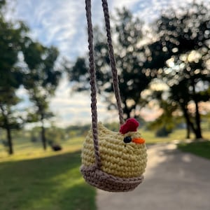 Crochet Chicken Swing: Handmade Car Mirror Hanger