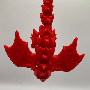 Dragon Wyvern Flexi Keychain - 3D Printed Baby Dragon Charm - Unique Accessories for Fantasy Enthusiasts