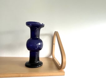 Vintage Oiva Toikka Purple Glass Vase: Mid-Century Modern Finnish Design