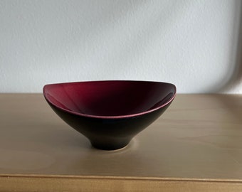 RARE Arabia bowl by Annikki Hovisaari