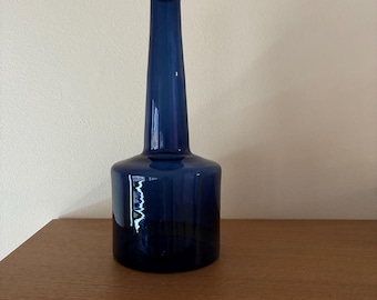 Signed Iittala Art Glass Bottle: Timo Sarpaneva Mid-Century Vase
