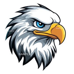 Może przedstawiać: Szczegółowa ilustracja głowy orła, z białą głową i szyją z szarym cieniowaniem. Orzeł ma żółty dziób, przenikliwe niebieskie oczy i surowy wyraz twarzy. Słowo "SAMPLE" jest wydrukowane na obrazie.