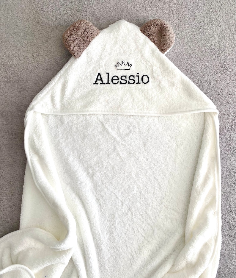 Personalized bath cape for babies and children with hood image 7