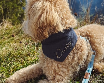 Muslin hundbandana med tryckknapp