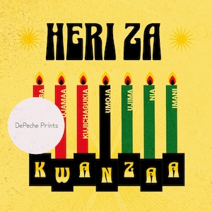 Könnte beinhalten: Gelbe Grafik mit dem Text "HERI ZA" in Schwarz über sieben Kerzen. Die Kerzen sind rot, schwarz und grün, mit Flammen. Das Wort "KWANZA" steht unter den Kerzen. Das Bild enthält den Text "DePeche Prints".