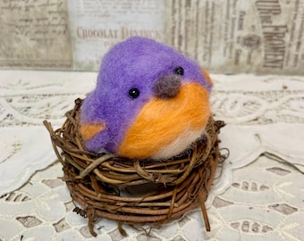 Needle-Felted Bird Figurine: Handmade Wool Winter Ornaments