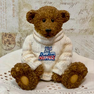 Hartford Wolf Pack Teddy Bear Figurine | Les Cadeaux Collectible Bear Calendar Teddy Bears Vintage 1990s | Cute Figurines
