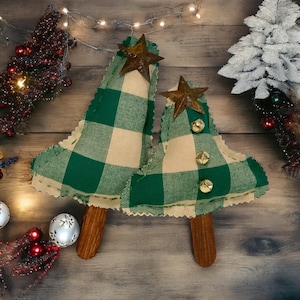 Handmade Plaid Christmas Tree Decor: Rustic Farmhouse Shelf Sitter