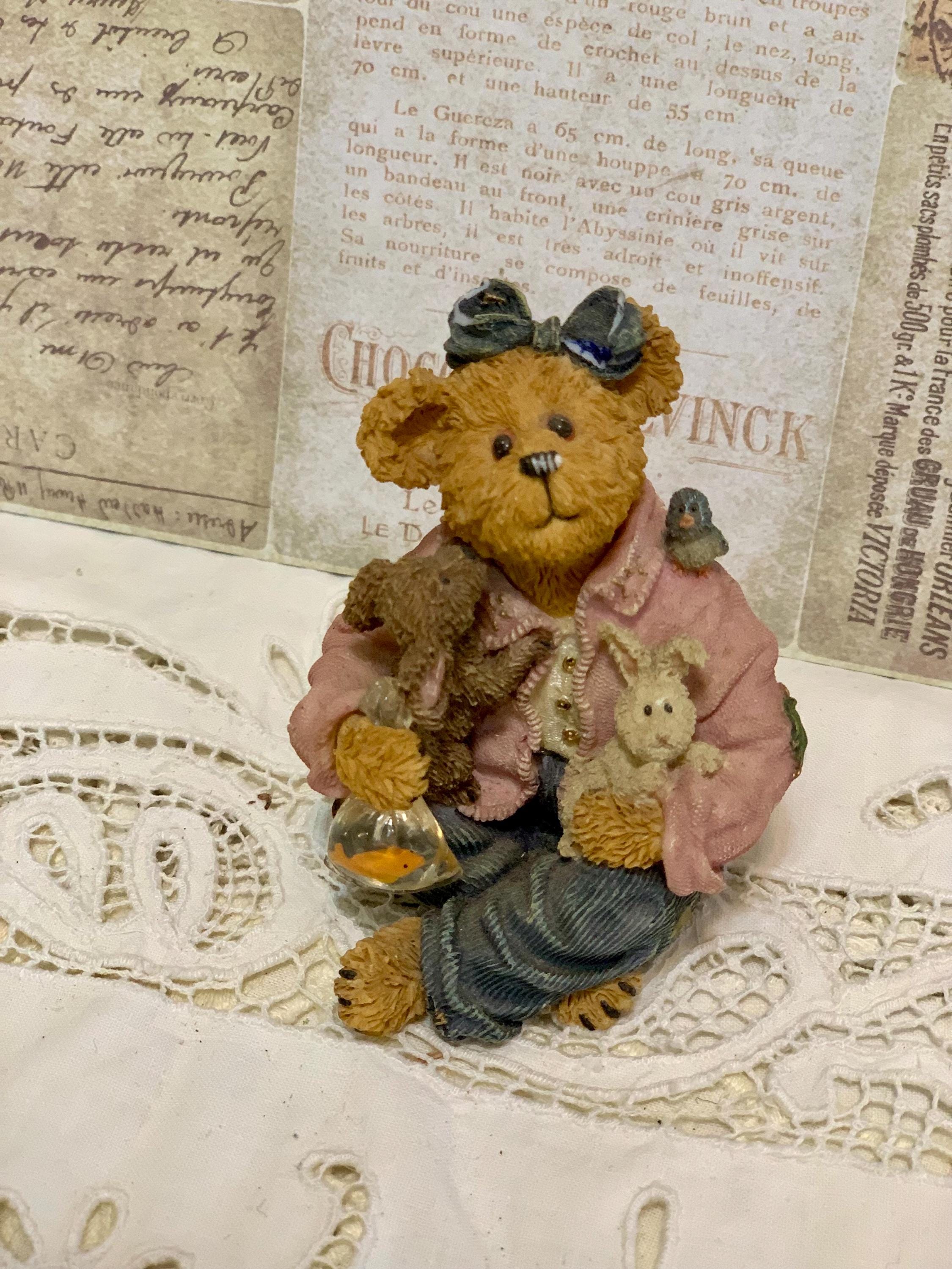 Vintage Boyds Bears Figurine: Ruthie Pawsenclaws With Fish, Bunny