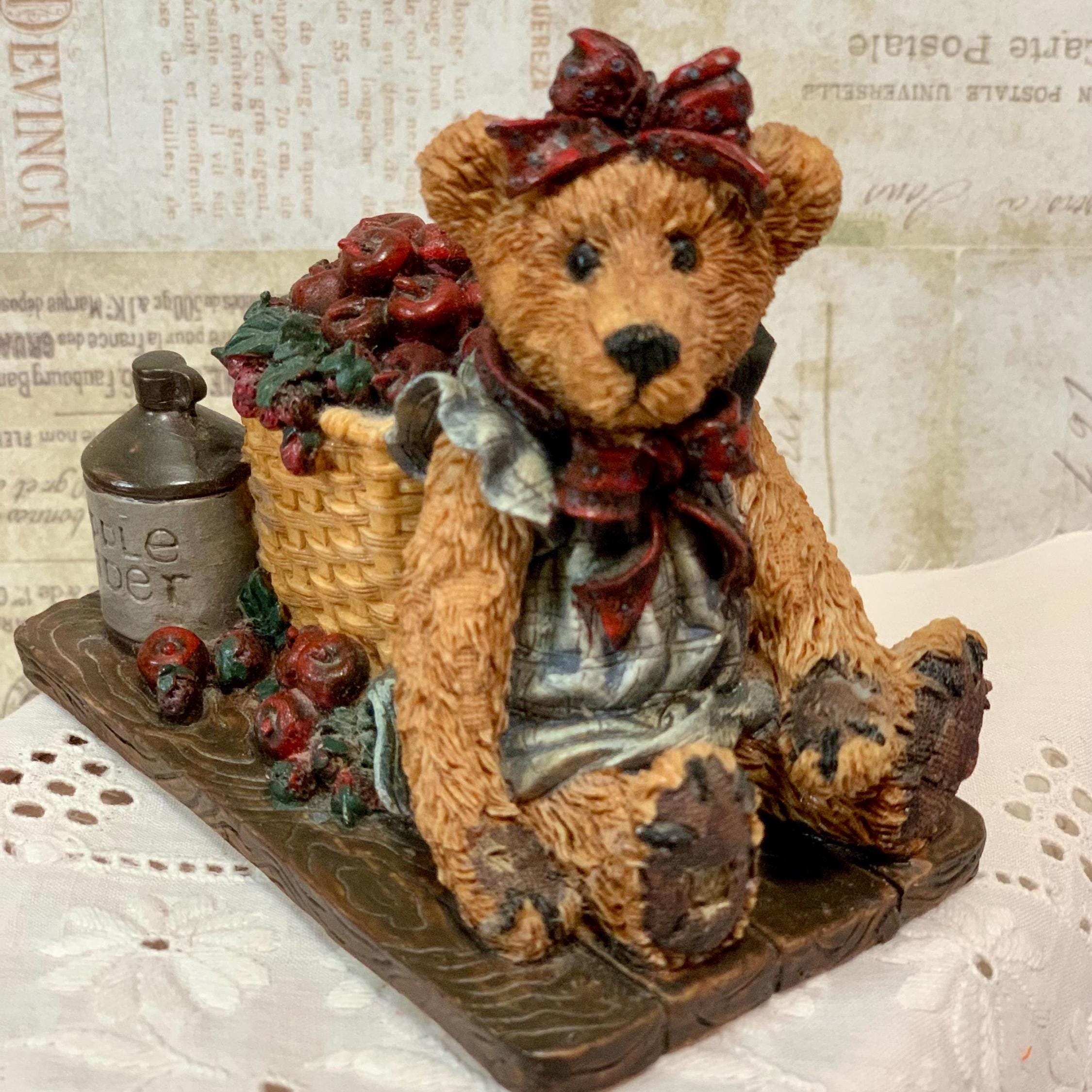 BOYDS BEARS メリーゴーランドオルゴール テディベア カントリー風 Vintage Boyds Bears Figurine: Bailey in the Orchard, 1994 Retired