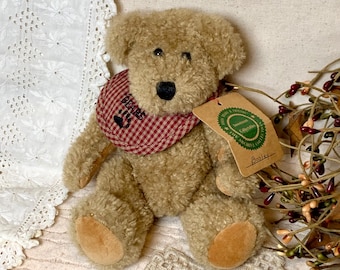 Vintage Boyds Bears Teddy Bear: Bosley Plush Figurine with Bib