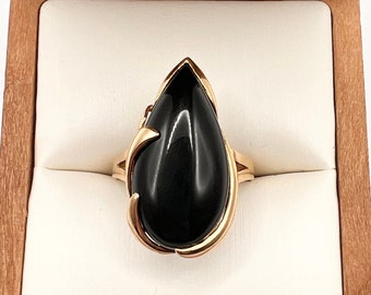 Vintage 14k gold onyx ring, natural black stone, statement, black gem, hippie chic, boho ring, gothic, bohemian