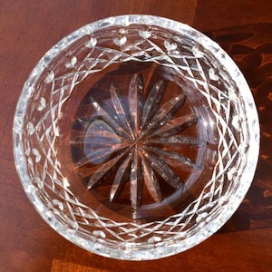 Waterford Discontinued Crystal Carlow Pattern Bowl Hand-Cut, 5" Diameter bild 1