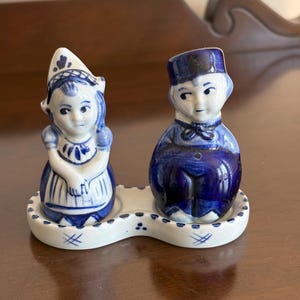 Vintage Blue Delft Salt and Pepper Shakers, Dutch Boy and Girl Design, Functional Kitchen Accessories, Charming Gift Idea