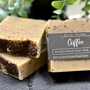 Coffee Goat Milk Soap Bar – Handmade Natural Soap with Fresh Goat Milk  - Gentle Skincare - 4.5oz Bar