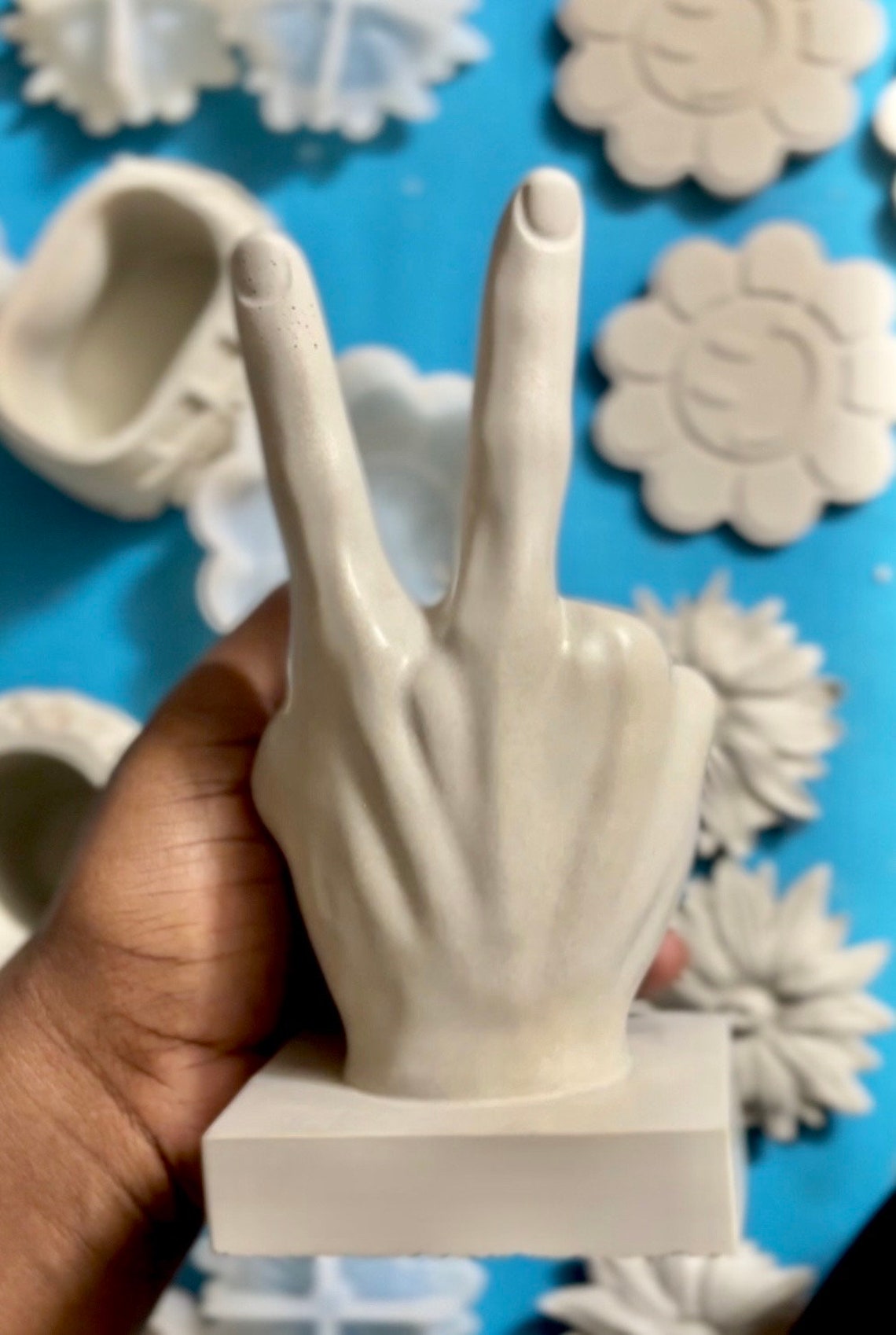 Statue Rng Concrete Peace Sign Statue | Ring Holder | Cute Home Decor | Hippie ...
