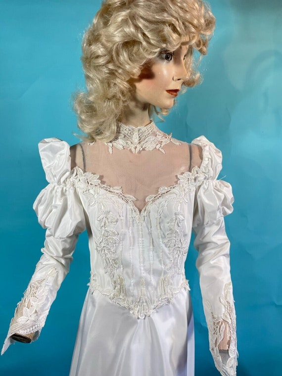 1970s Vintage Bridal Gown "Juliette" Renaissance … - image 9