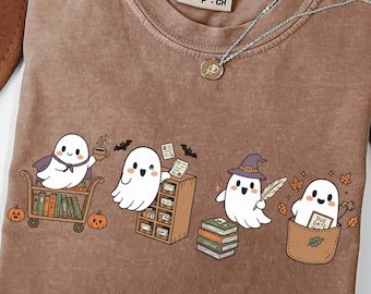 Halloween Librarian T-Shirt, Spooky Librarian Ghost Shirt, Autumn Librarian Bookish Shirt,Book Lover Gift,Librarian Shirt,Fall Reading Shirt