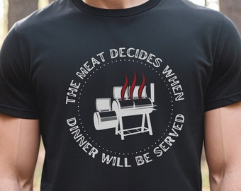 Maglietta da uomo per affumicatore di carne, regalo per lui per gli amanti dell'affumicatura, accessori essenziali per l'affumicatura, maglietta per barbecue, regalo per gli amanti della carne, maglietta da papà con griglia, maglietta per affumicatore