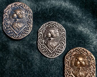 Celtic Otter Pin