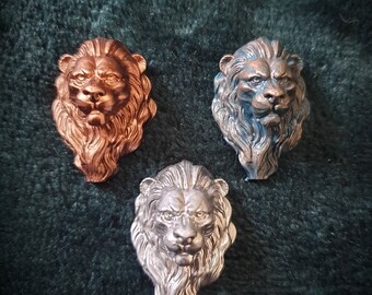 Lion Pin