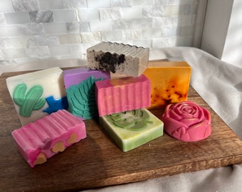 Goat Milk Soap, Glycerin Soap Base, Handcrafted Soap, Made in Texas, Gift for Mother’s Day, Gift for Mom, Gift for Gardening, Gift for Women