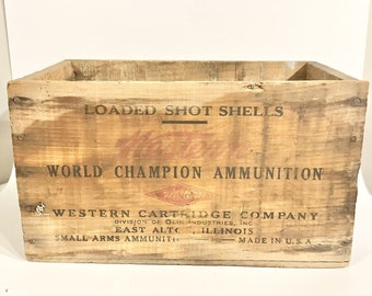 Vtg. WESTERN CARTRIDGE CO. East Alton, Ill. Wood Crate World Champion Ammunition