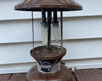 Vintage Brown Coleman 275 Lantern Complete With Picket Fence Globe
