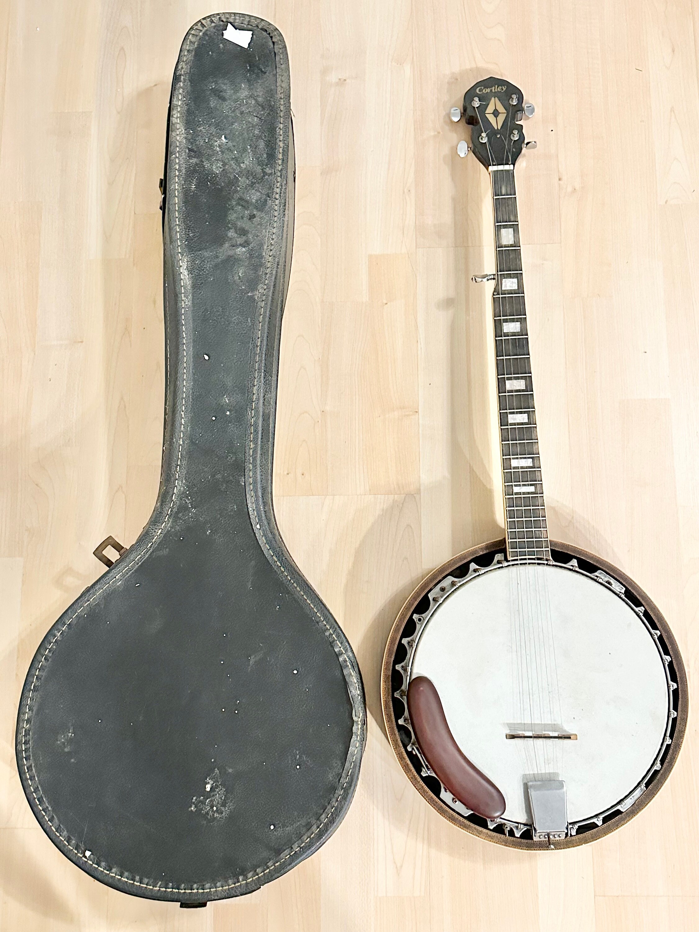 Cortley banjo deals