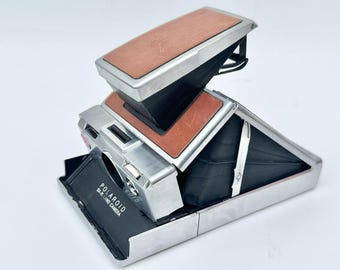 ジャンク品　Polaroid SX-70 Land Camera Polaroid SX-70 Original Chrome Instant Camera