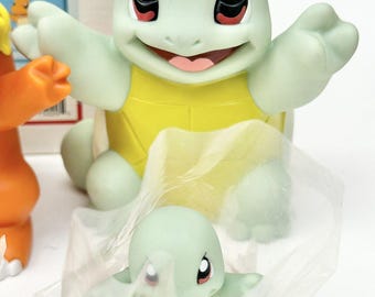 ヴィンテージ ポケモン ピカチュウ / ヒトカゲ / ゼニガメ 水遊び