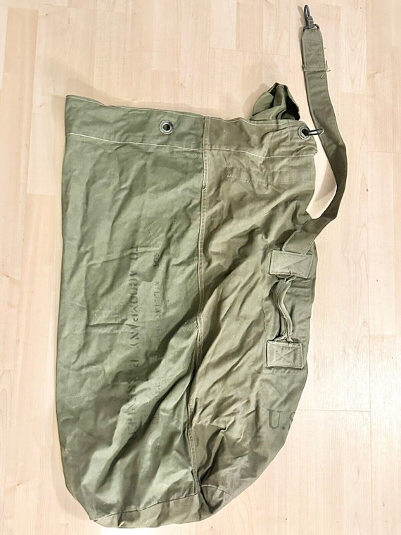 Vintage US Army Military Green Duck Canvas Duffle Bag 50s, 60s