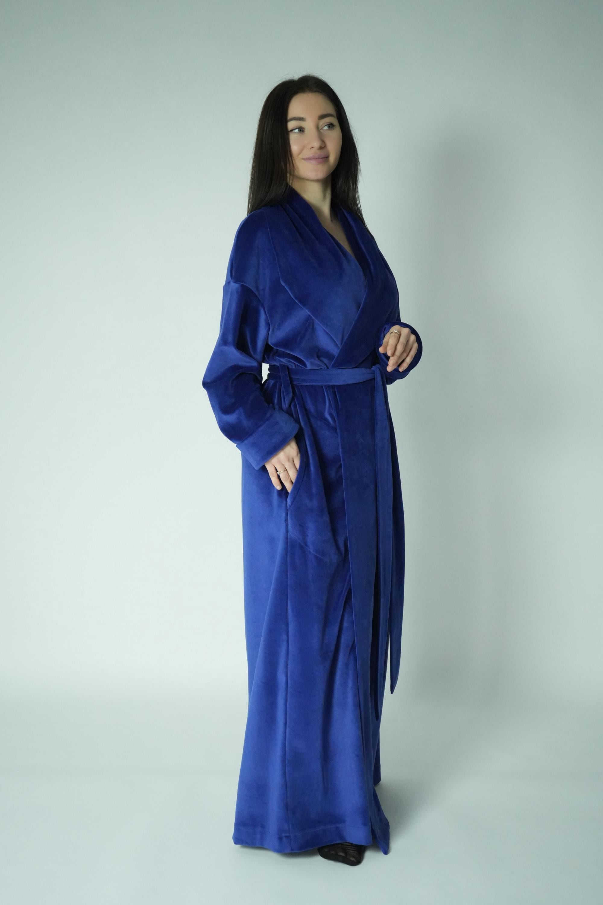 Мен секретаршамды қағып, оның есесіне келдім.