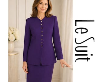 Traje Le Suit Vintage color ciruela, forrado, falda con botones dorados, talla 8