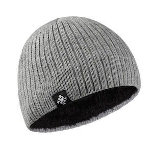 Trendy & Comfortable Lightweight Beanies for Christmas, Autumn, and Winter Fashion