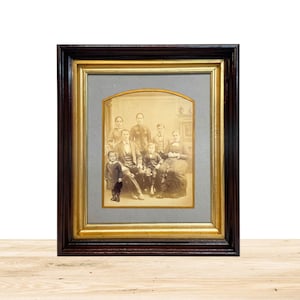 ANTIQUE FAMILY PORTRAIT Framed, Children, Original Solid Wood Frame!