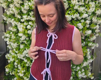 Crochet Pattern Vanilla Vest with Bows - NL, EN, DE
