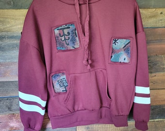 Maroon Patch, moletom patchwork, moletom reaproveitado, moletom redesenhado, moletom reciclado, moletom feminino