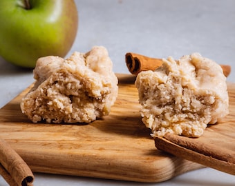 Apple & Cinnamon Fudge Box