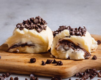 Vanilla Chocolate Chip Fudge Box