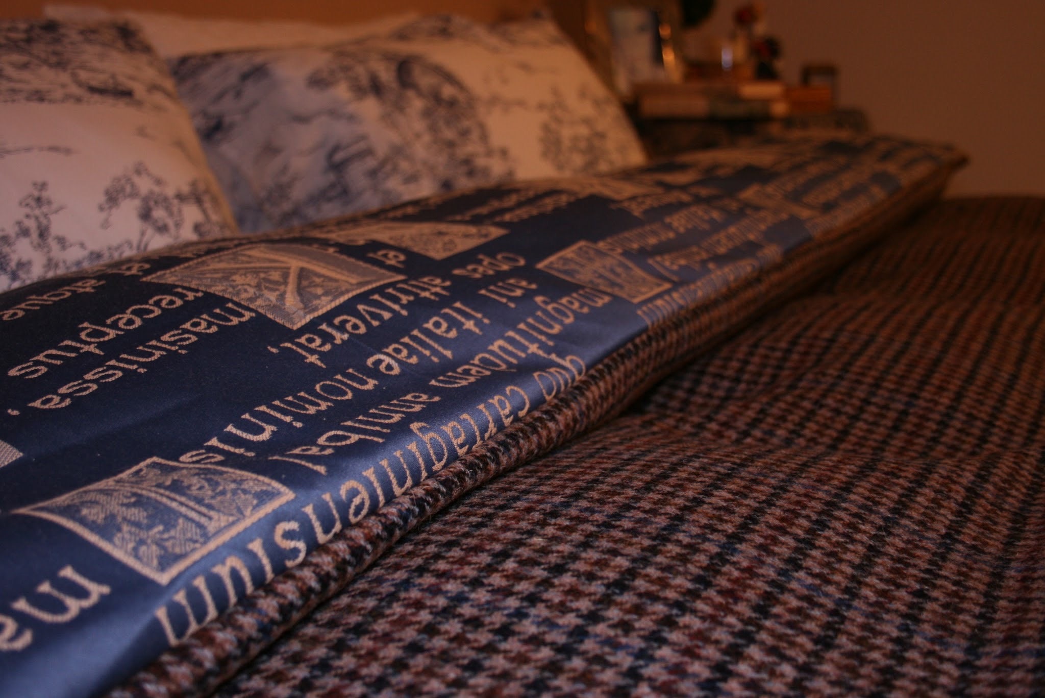 Doublesided Duvet Cover, Italian Satin, Pure New Wool Harris Tweed
