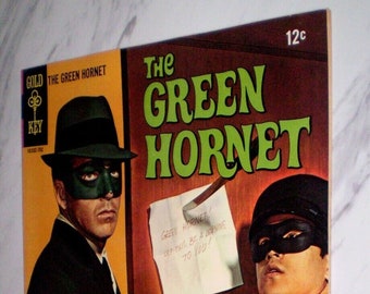 Green Hornet #1 NM+ 9.6 OW/W 1967 Gold Key Bruce Lee photo cover TV show based