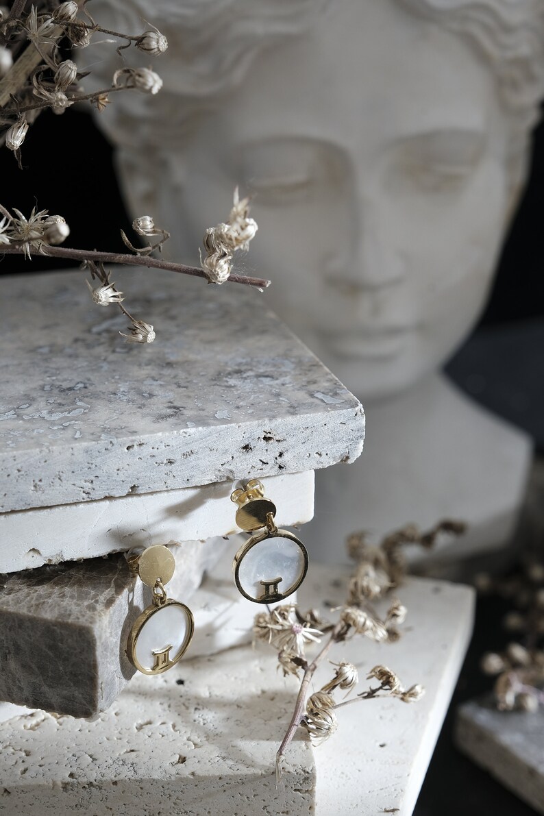 Gemini ensemble de boucles d'oreilles en or avec perles, boucles d'oreilles du zodiaque, astronomie, cadeau de noël, bijoux faits à la main image 3