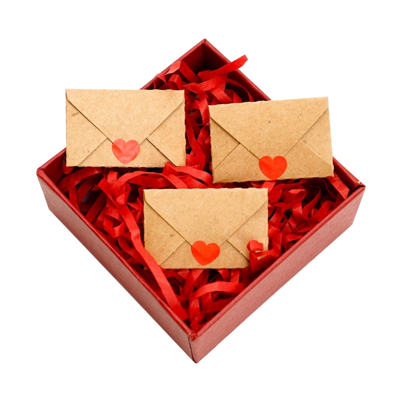 DIY 60 Love Notes Box | Personalized Anniversary Keepsake | Heartfelt Family Memento image 10