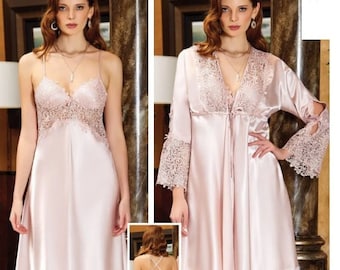 Chic Satin Bridal Nightwear - Lace Robe and Nightgown for the Wedding