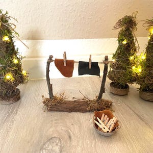 Miniatur Wichtel Wäscheset – Wichtel Wäscheständer mit optionalem Wäschekorb | Handgemacht aus Naturmaterialien Bild 1