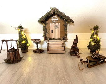 Wichteltür mit Treppe und Lichterkette | Handgefertigte Elfen-/Feentür Weihnachtsdeko für Kinder & Familien
