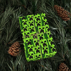 Minecraft-Inspired Wrapping Paper, Fun Gift Wrap for Gamers, Creeper Pattern Wrap for Birthdays, Holidays, Party Decor, Eco-Friendly Gift